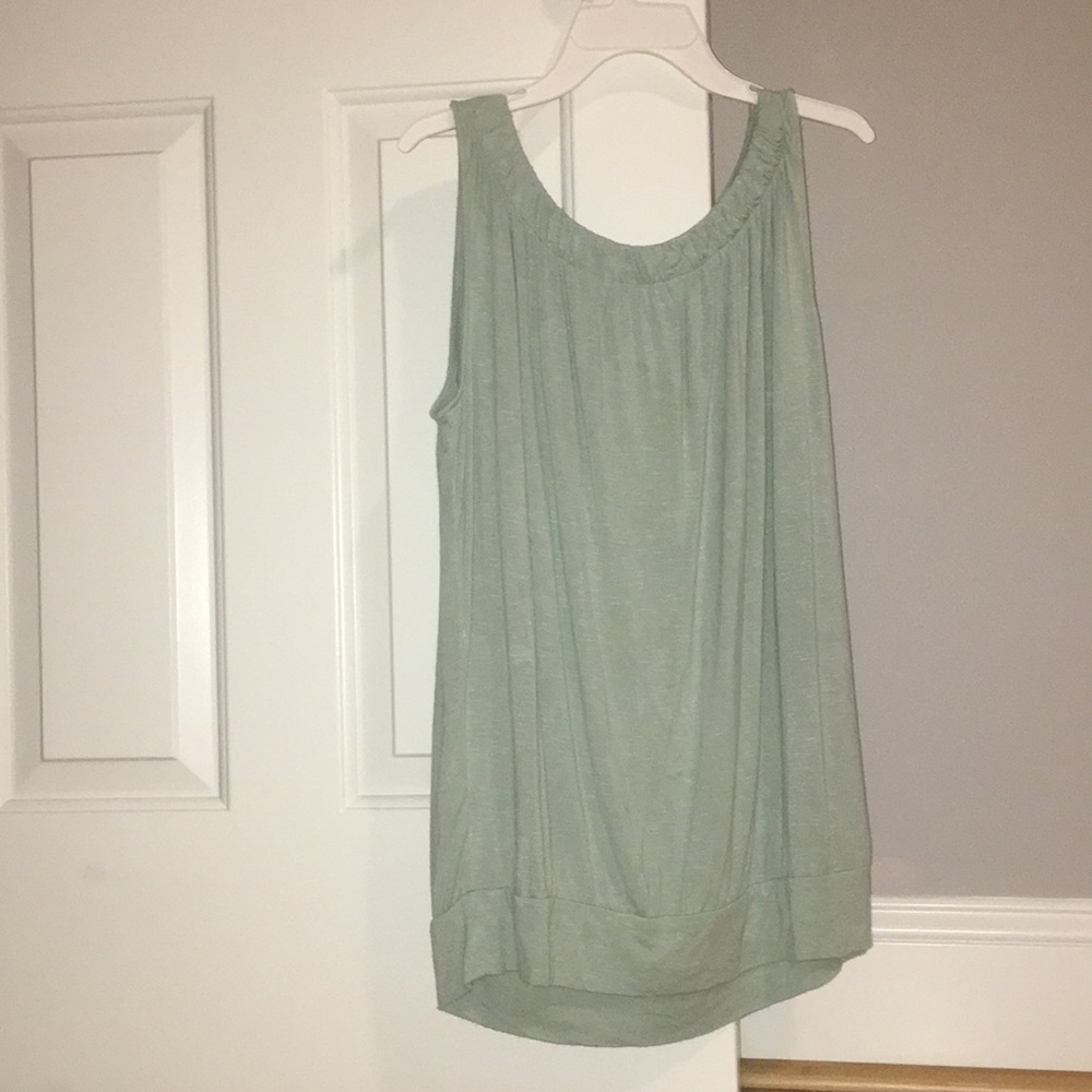 Light mint Loft tank!